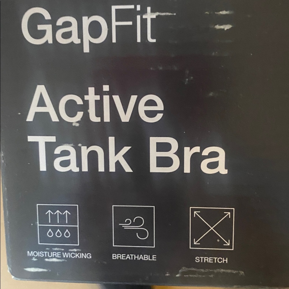 2XL. GAP FIT ACTIVE TANK BRA - Picture 2 of 5